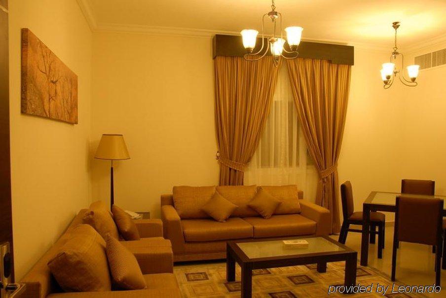 Al Hayat Aparthotel 4*