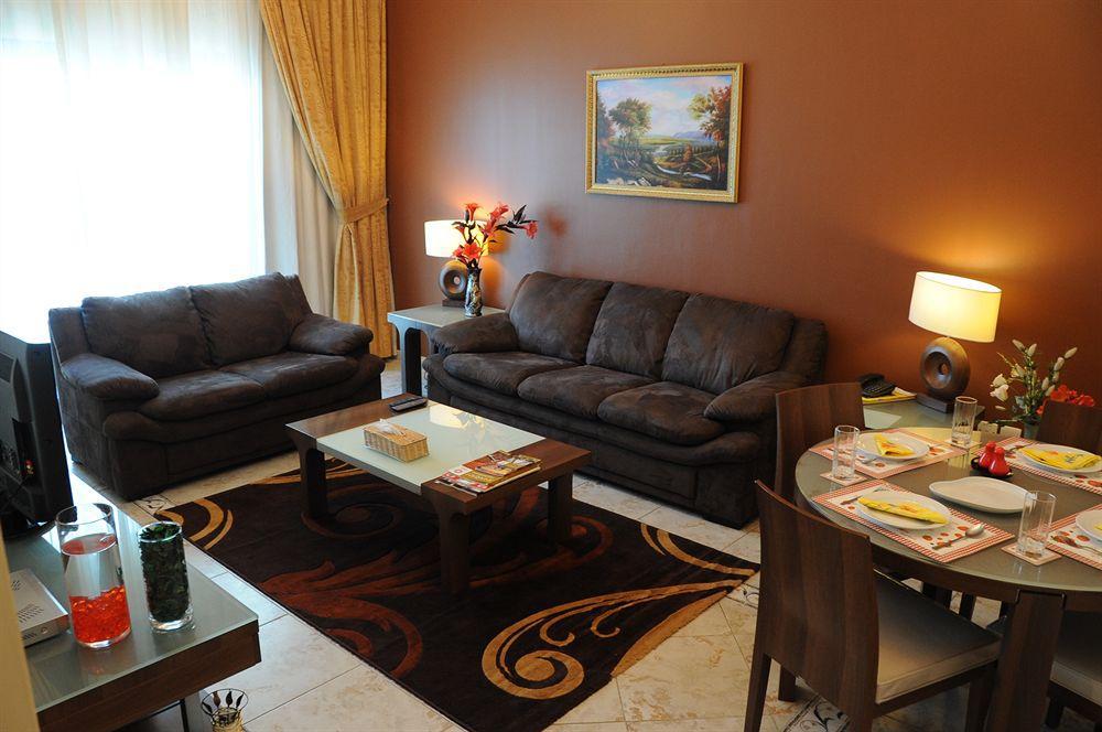 Al Hayat Apart-hotel